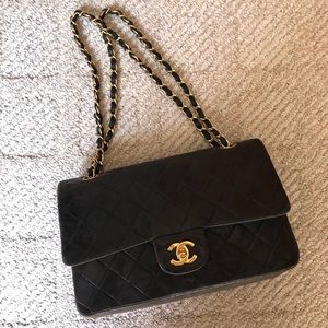 Authentic Lambskin Quilted Double Flap Black